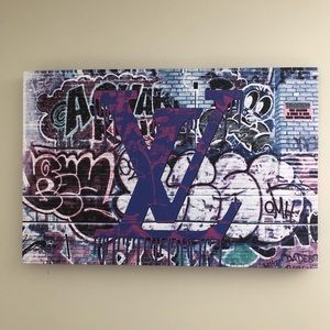 LV Canvas Street Art